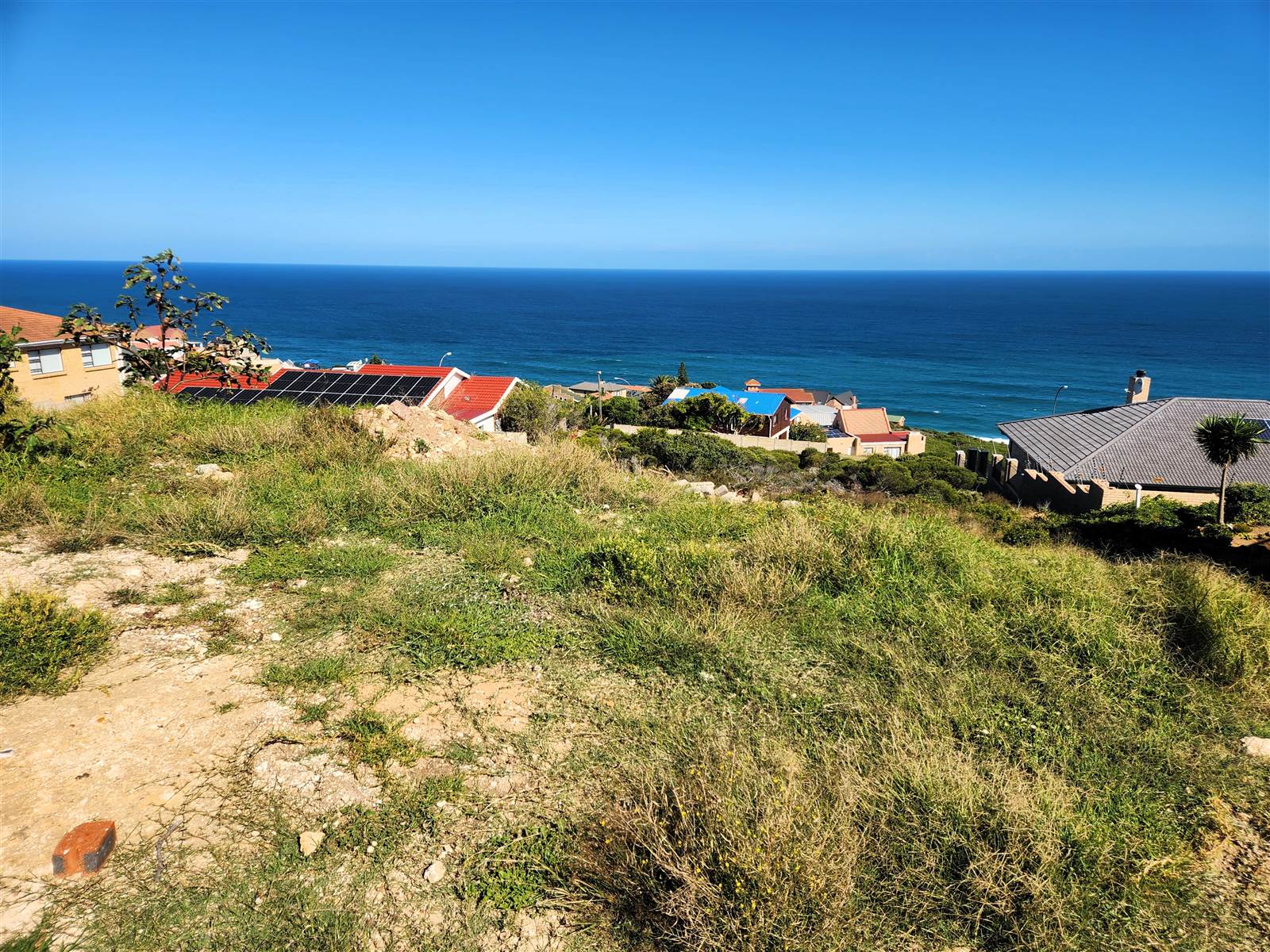 744 m² Land available in Dana Bay photo number 5