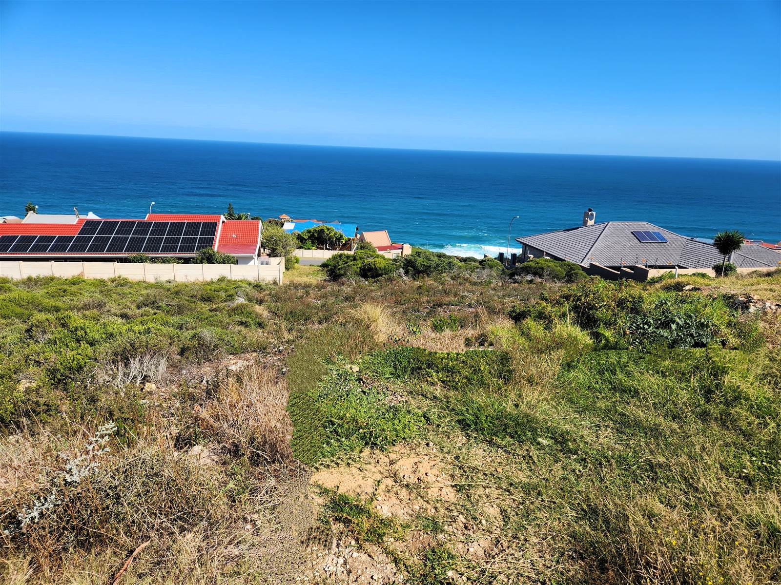 744 m² Land available in Dana Bay photo number 1