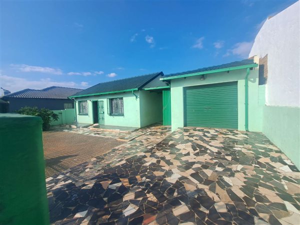 5 Bedroom House 5 Bedroom House