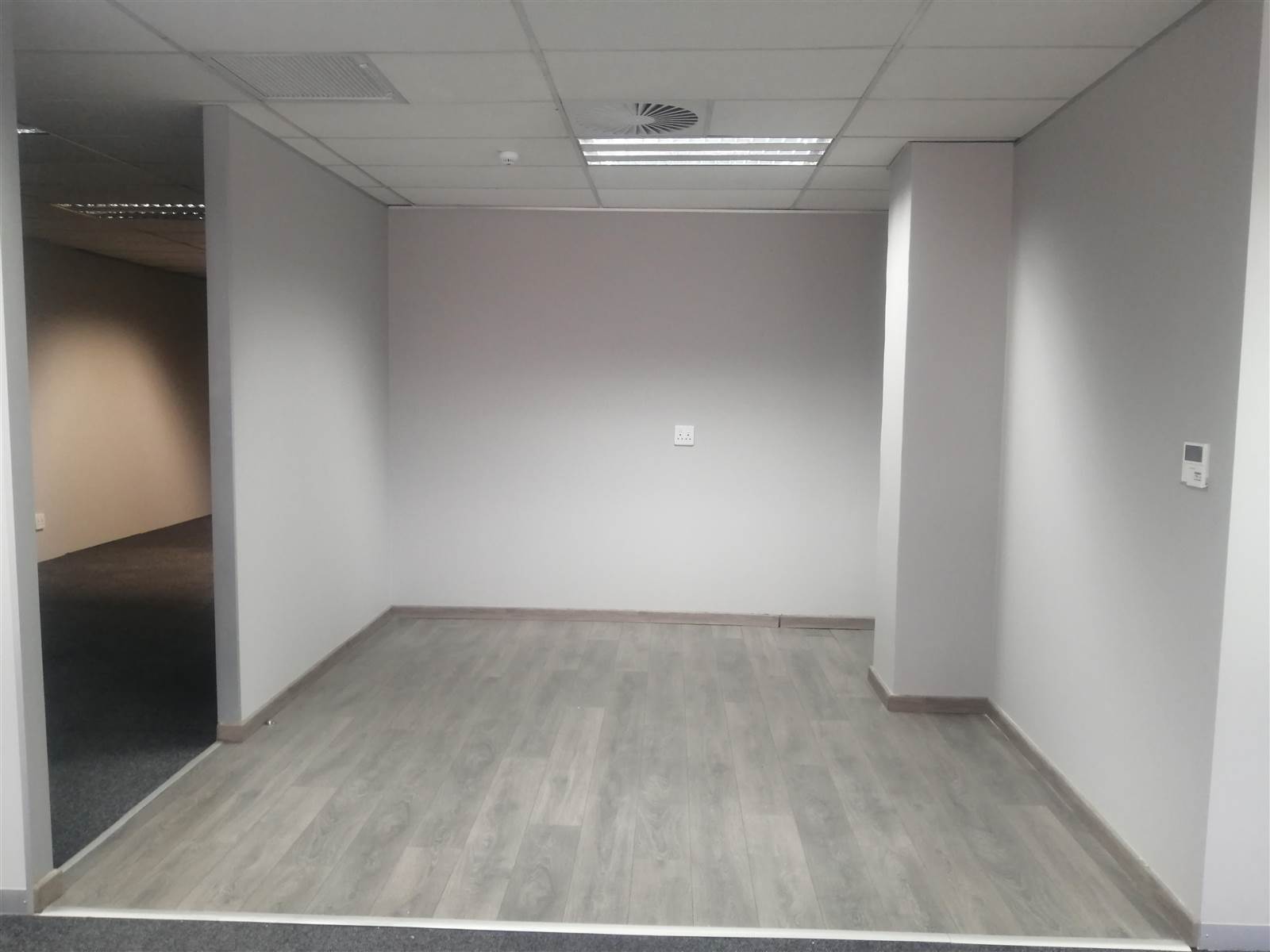 284  m² Commercial space in Bedfordview photo number 25