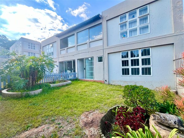 3 Bedroom Townhouse 3 Bedroom Townhouse