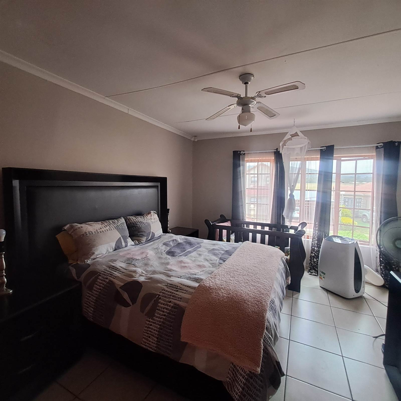 3 Bed Townhouse in Waterkloof photo number 18