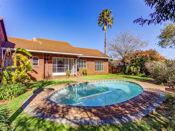 2 Bedroom Townhouse 2 Bedroom Townhouse