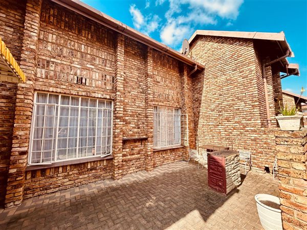 3 Bed Townhouse in Vryheid
