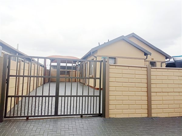 2 Bedroom House 2 Bedroom House