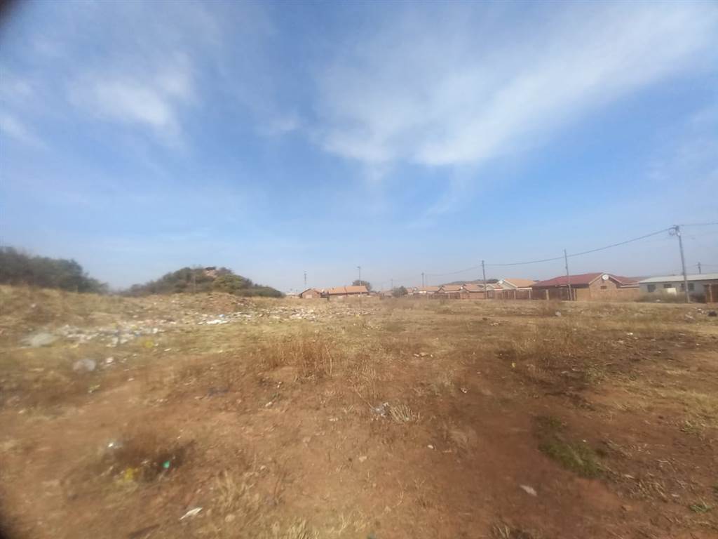 2960 m² Land available in Ikageng photo number 8