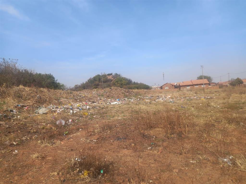 2960 m² Land available in Ikageng photo number 7
