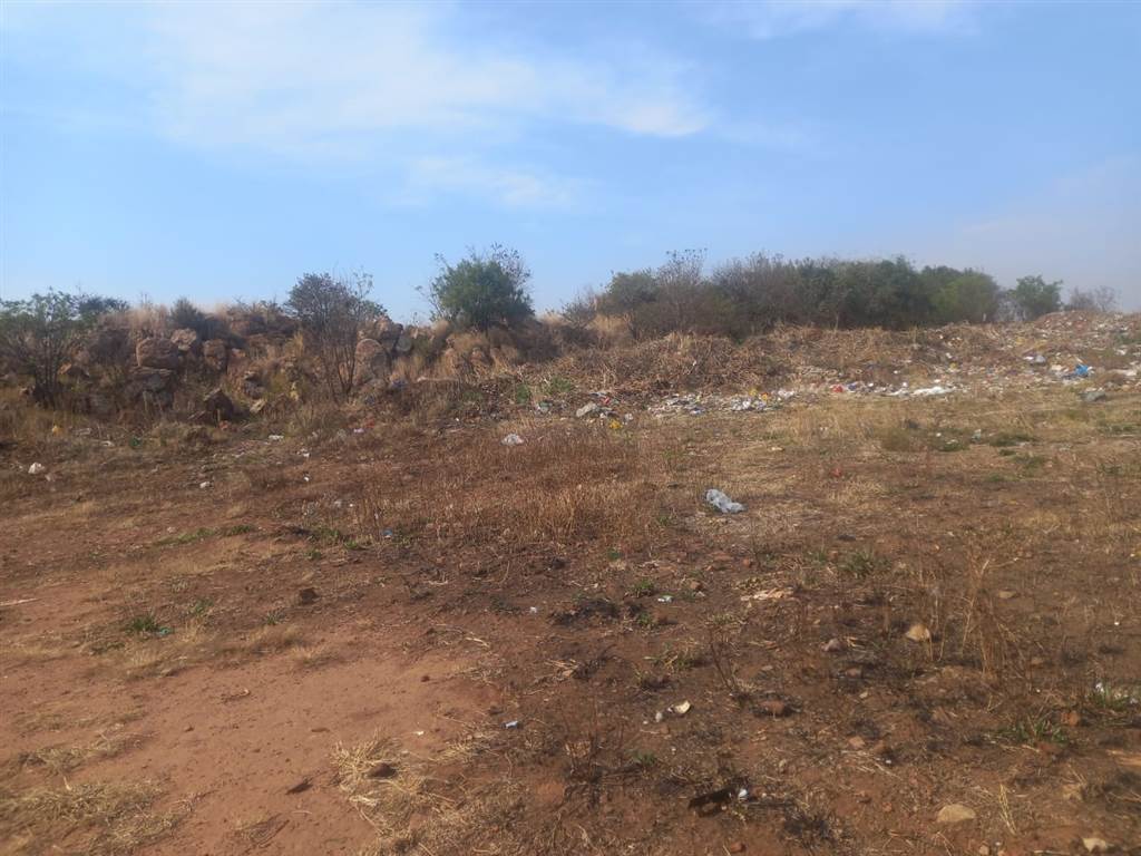 2960 m² Land available in Ikageng photo number 11