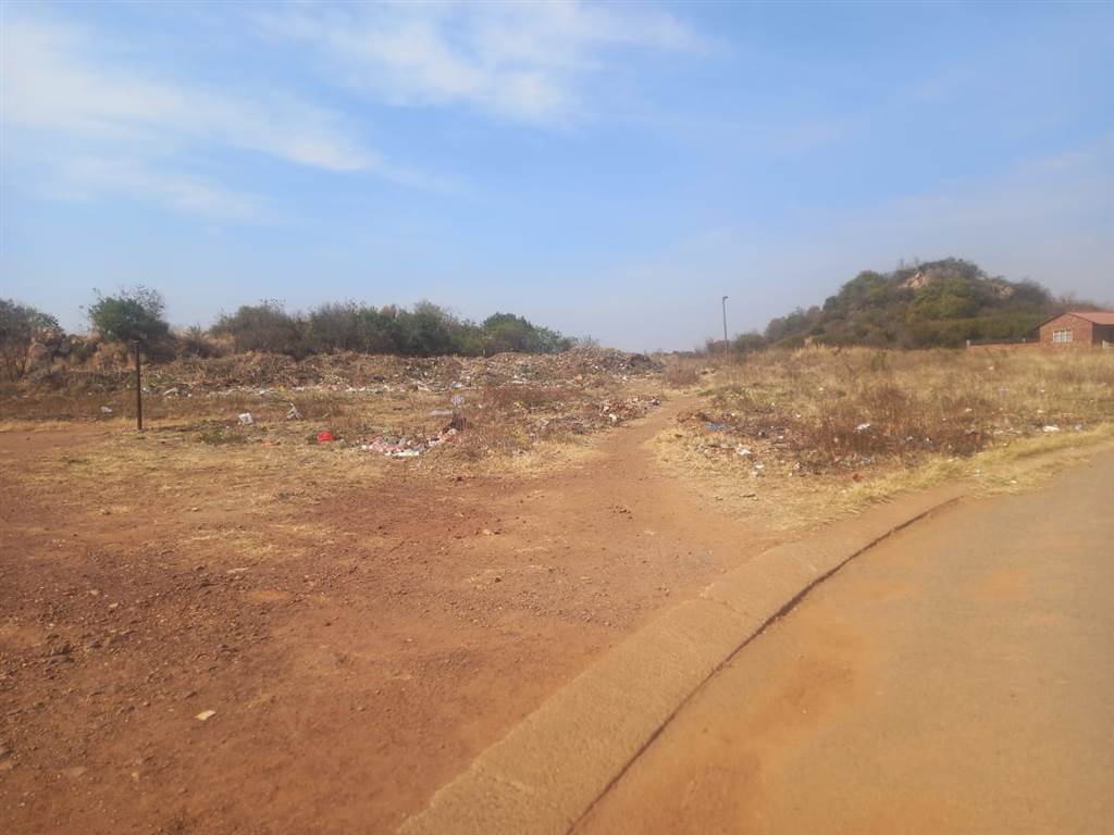 2960 m² Land available in Ikageng photo number 4
