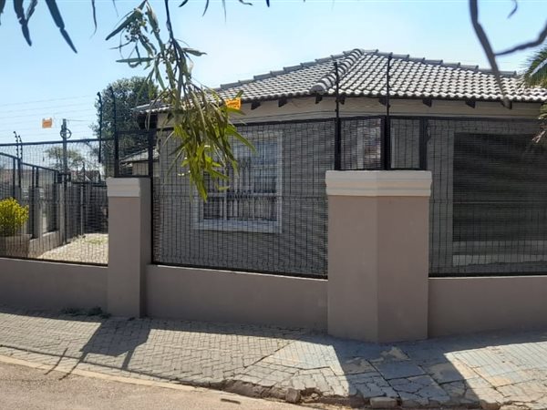 3 Bedroom House 3 Bedroom House