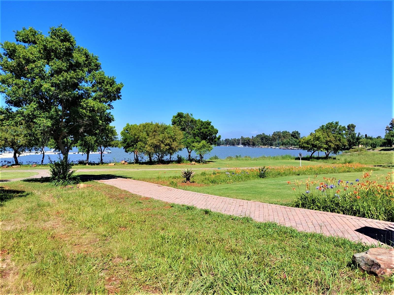 1862 m² Land available in Vaal Marina photo number 1