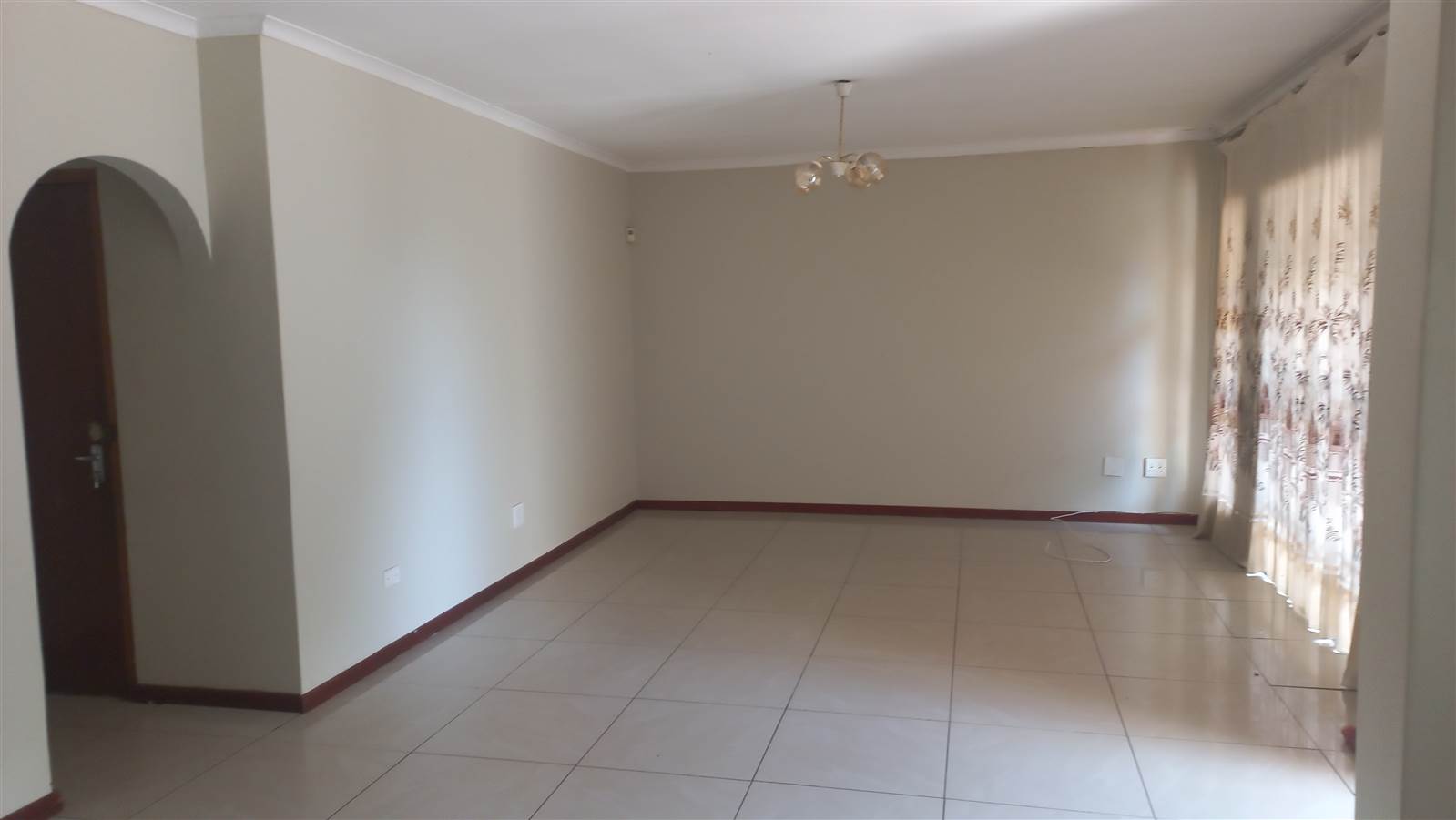 3 Bed House in Southernwood photo number 15
