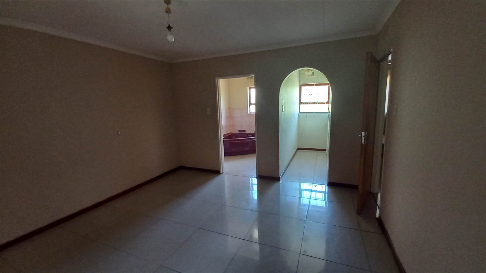 3 Bed House in Southernwood photo number 16