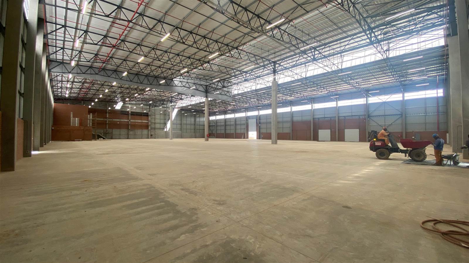 5478  m² Industrial space in Kosmosdal photo number 3