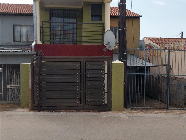 3 Bed House in Durban Roodepoort Deep