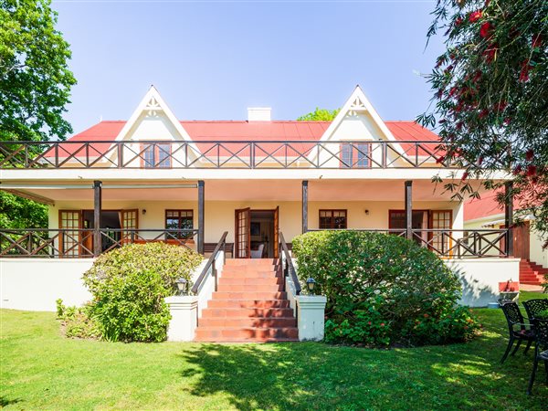 5 Bedroom House 5 Bedroom House