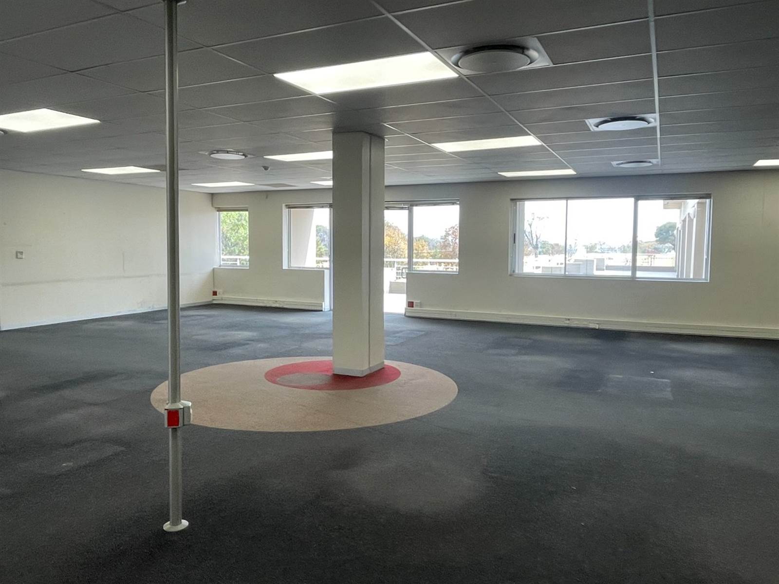 1638  m² Commercial space in Woodmead photo number 5