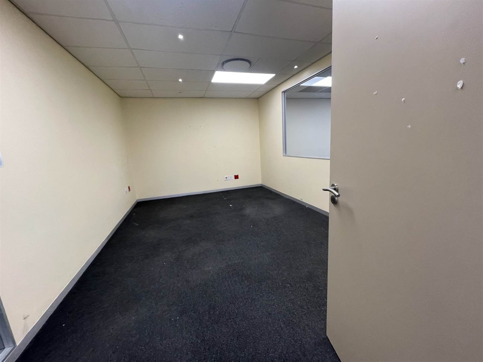 1638  m² Commercial space in Woodmead photo number 15