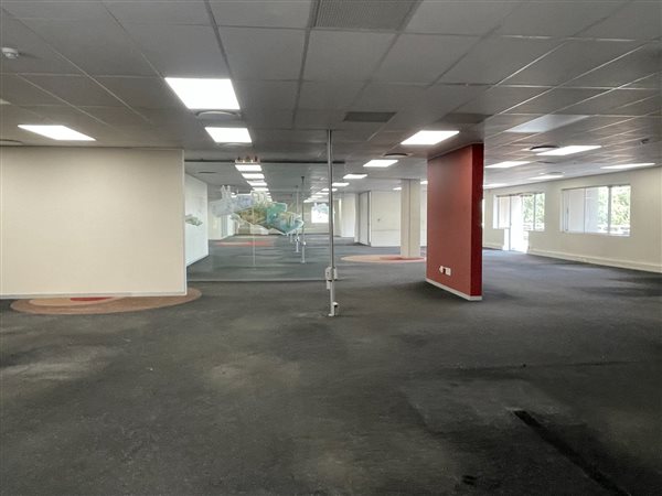 1638  m² Commercial space in Woodmead