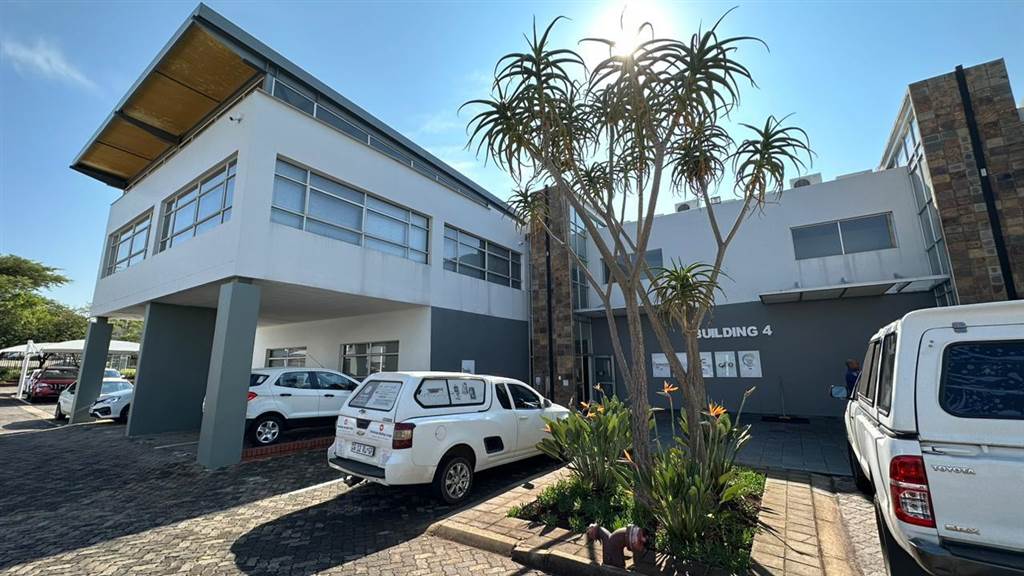 105  m² Commercial space in Highveld photo number 1