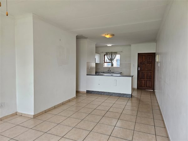 2 Bed Flat in Richards Bay Central