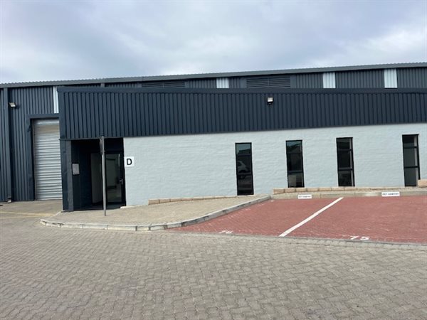 1 252  m² Industrial space