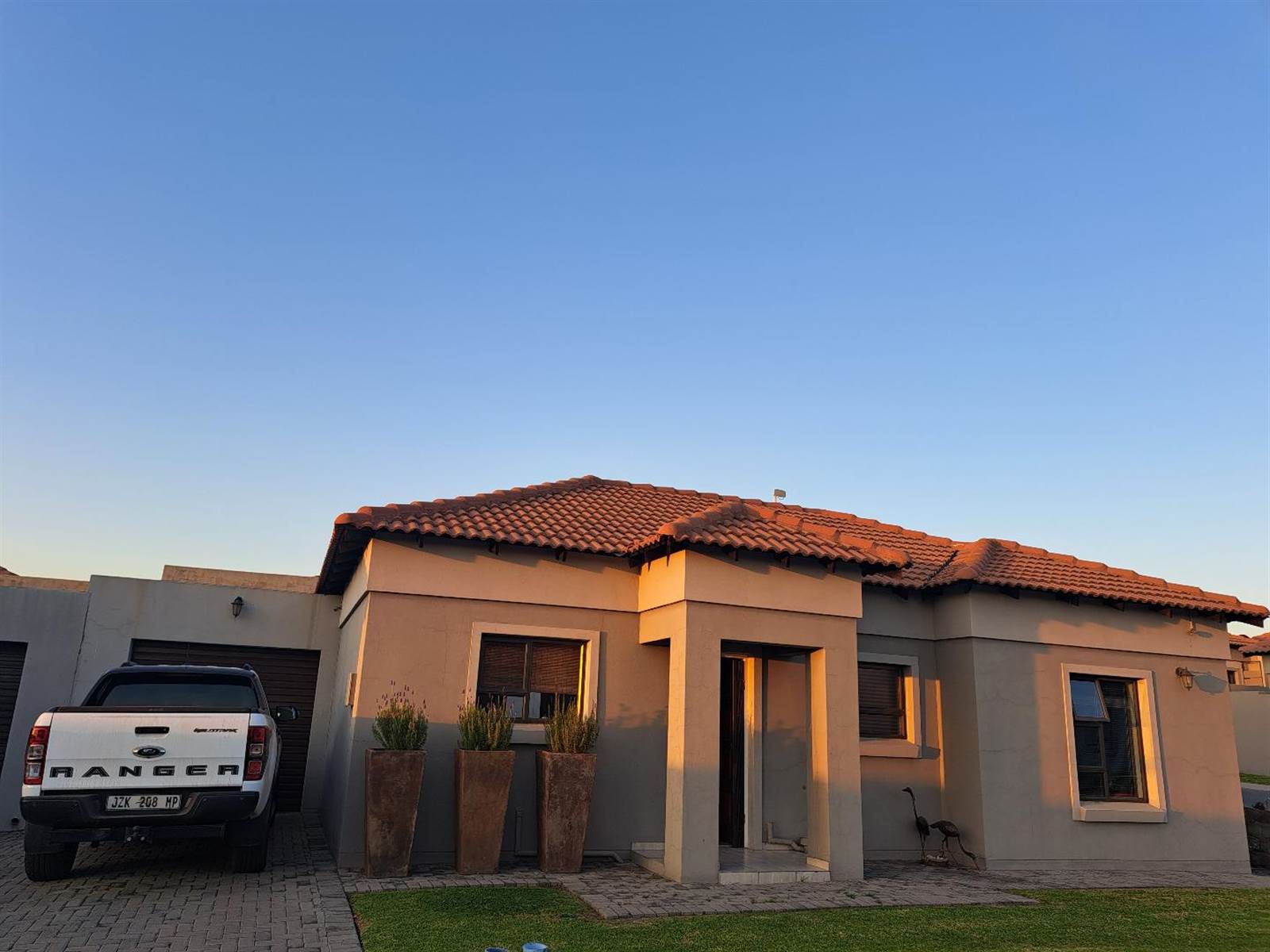 3 Bed House in Trichardt photo number 2