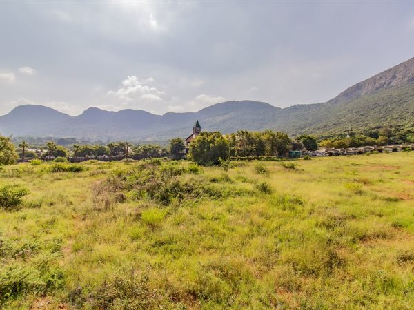 9 ha Land available in Melodie