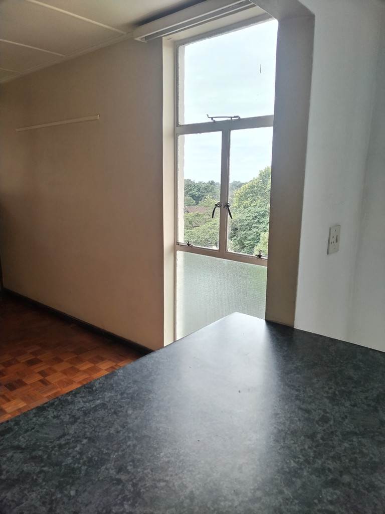 1 Bed Apartment in Westville photo number 4