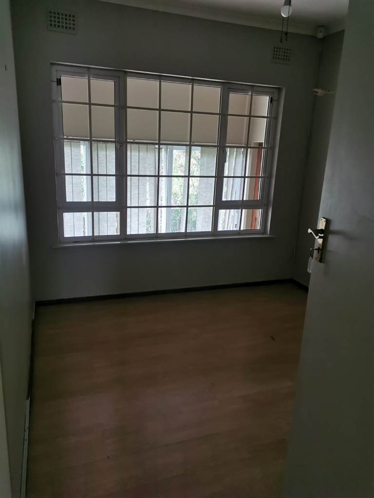 3 Bed Townhouse in New Germany photo number 23