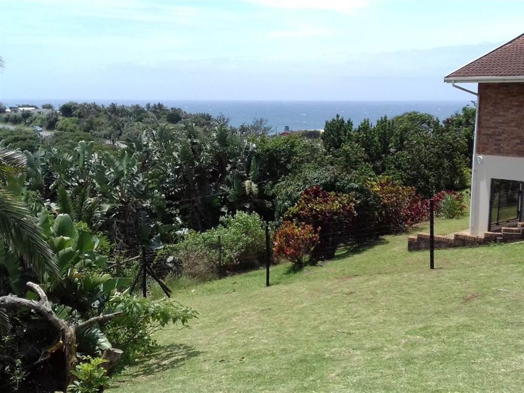 1355 m² Land available in Hibberdene photo number 5