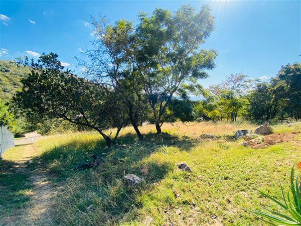 2 049 m² Land 2 049 m² Land