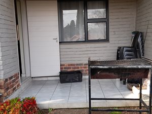 3 Bed Townhouse in Cloverdene