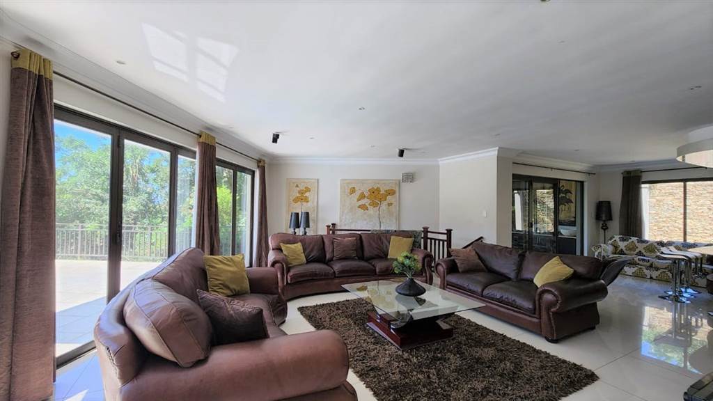 4 Bed House in Zimbali Estate photo number 5