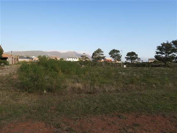 545 m² Land