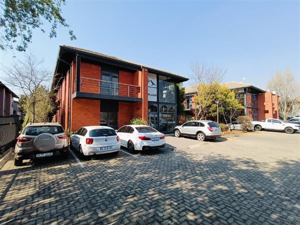 286  m² Commercial space