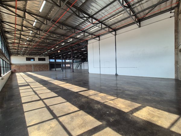 1 145  m² Industrial space