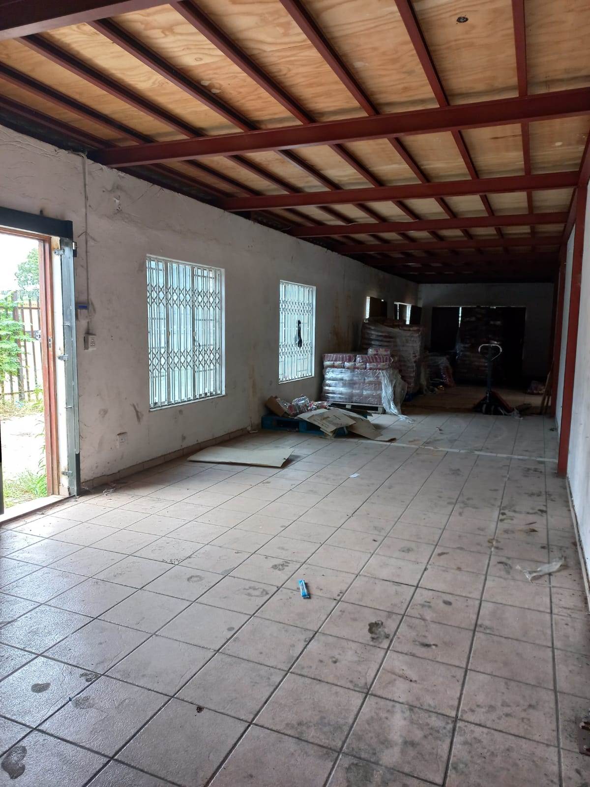 550  m² Industrial space in Nelspruit Industrial photo number 9