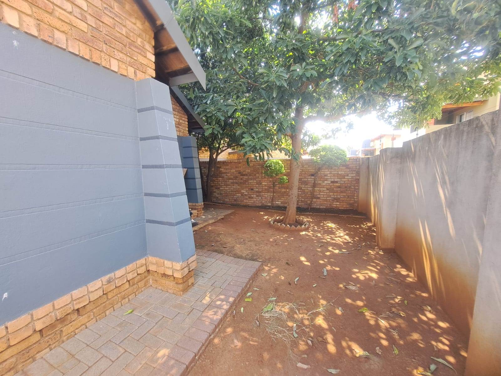3 Bed Townhouse in Waterval East photo number 14
