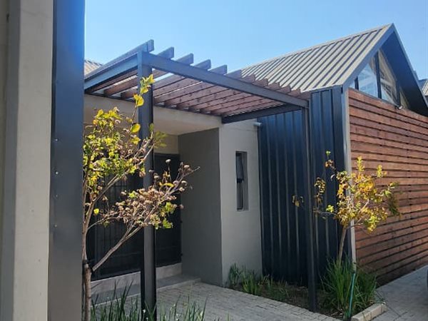 3 Bedroom Simplex 3 Bedroom Simplex