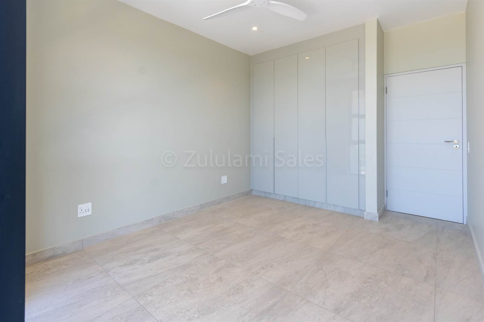 2 Bed Apartment in Zululami Luxury Coastal Estate photo number 12