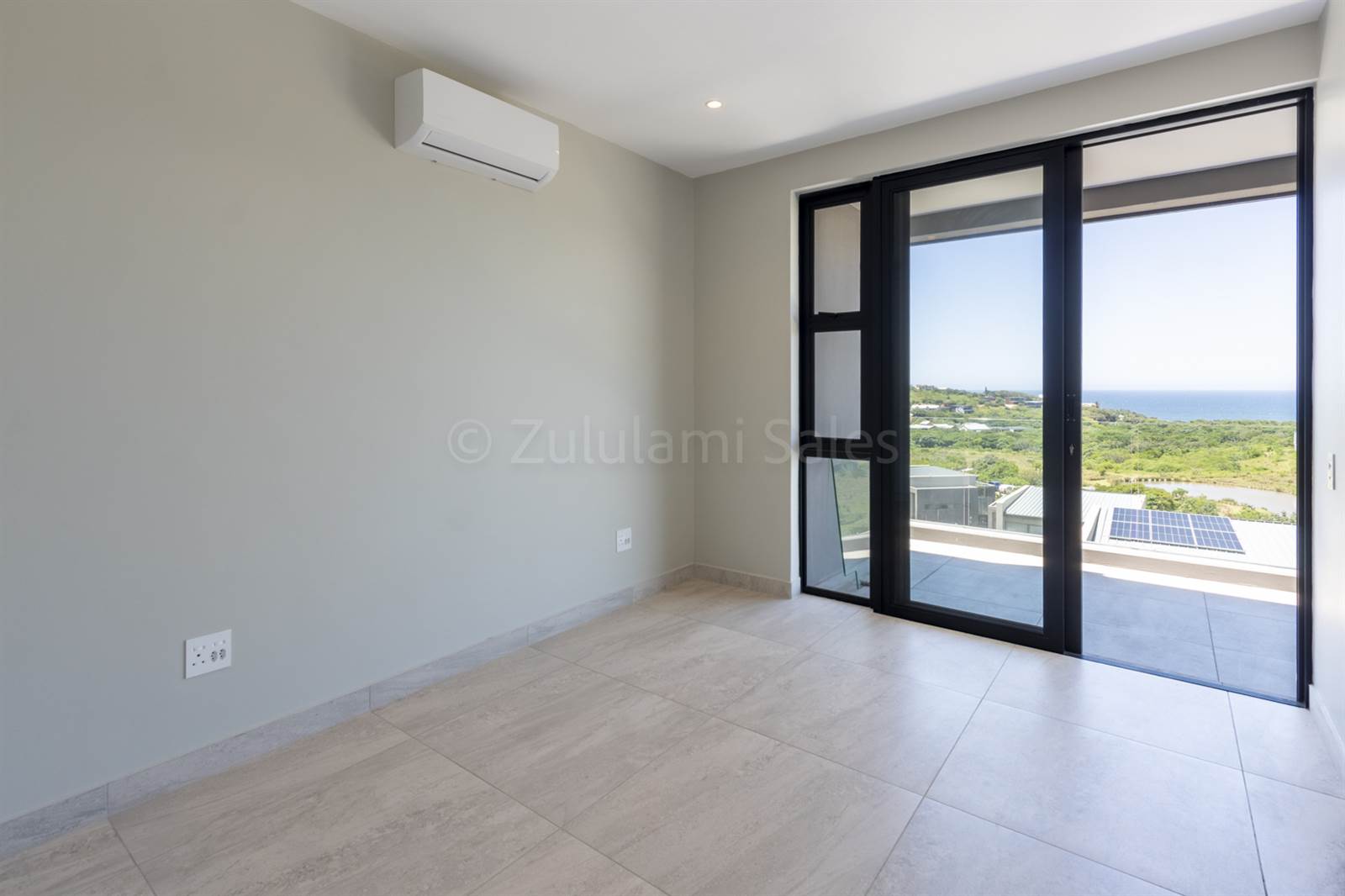 2 Bed Apartment in Zululami Luxury Coastal Estate photo number 8