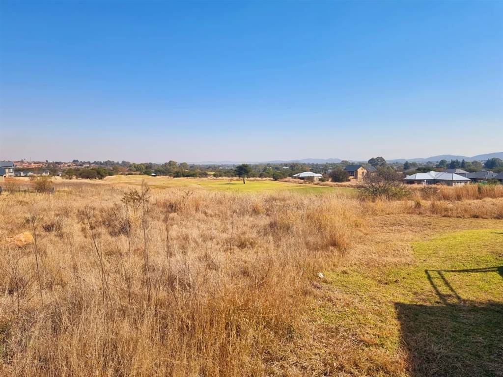 757 m² Land available in Parys Golf Estate photo number 2