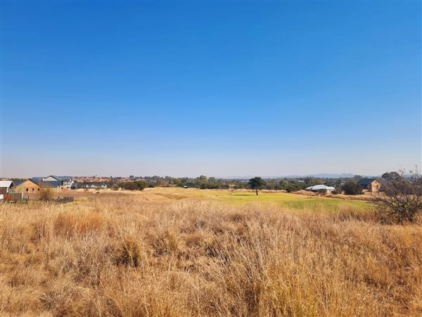 757 m² Land available in Parys Golf Estate