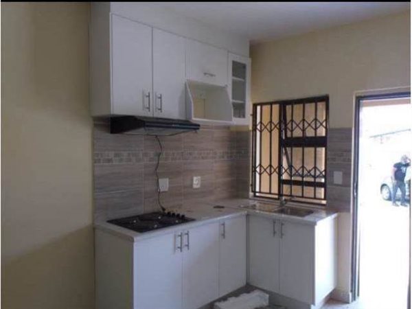 1 Bed Apartment in Rosettenville