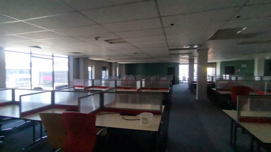2200  m² Commercial space in Parktown photo number 17