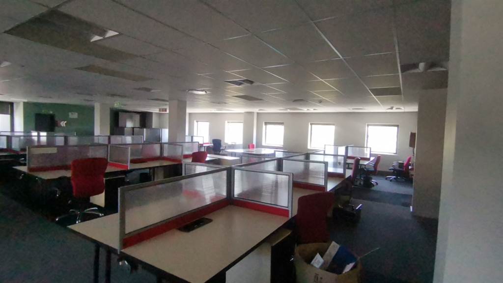 2200  m² Commercial space in Parktown photo number 18