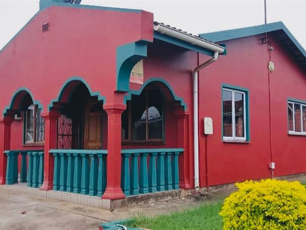 3 Bedroom House 3 Bedroom House