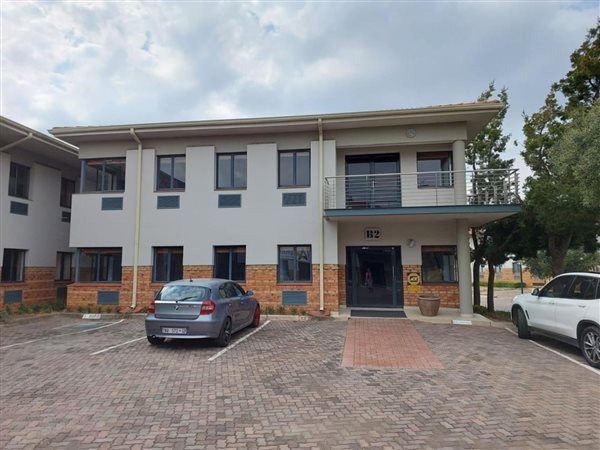 282  m² Commercial space