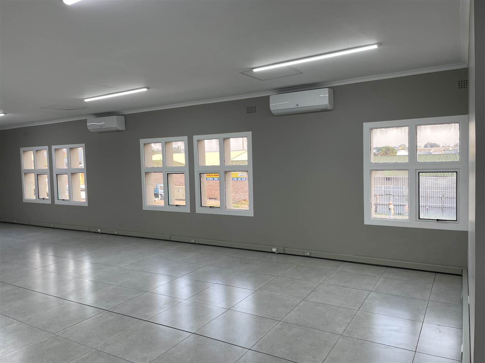 100  m² Commercial space in Empangeni Rail photo number 12